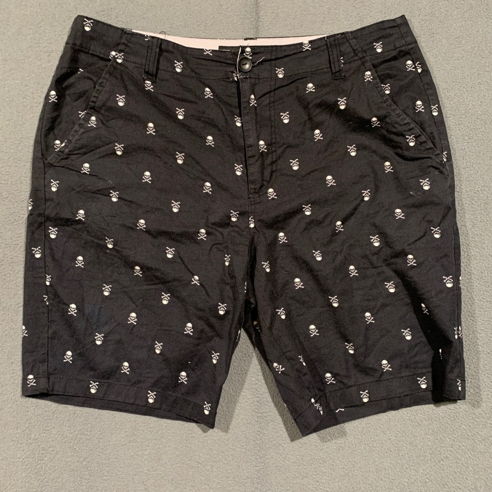 Carbon Mens Black Skull Crossbones Embroidered Chino Shorts Size 36 Stretch